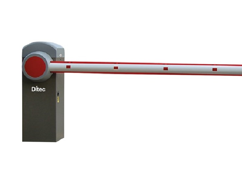 Barrière pour usage intensif, moteur 24 Vcc, passage libre 7,6m